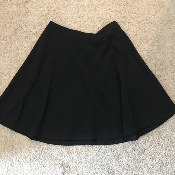 BLACK SKATER SKIRT - Picture 1 of 2